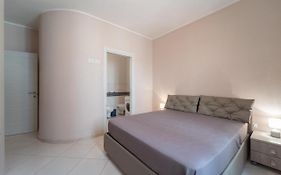 Miros Apartment